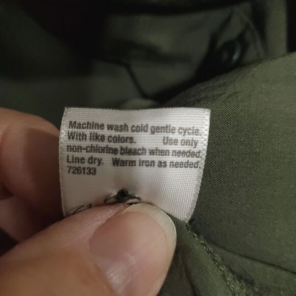 a.n.a A New Approach Women’s 100% Rayon Roll Sleeves Relaxed Olive Green Size XS - Picture 5 of 7